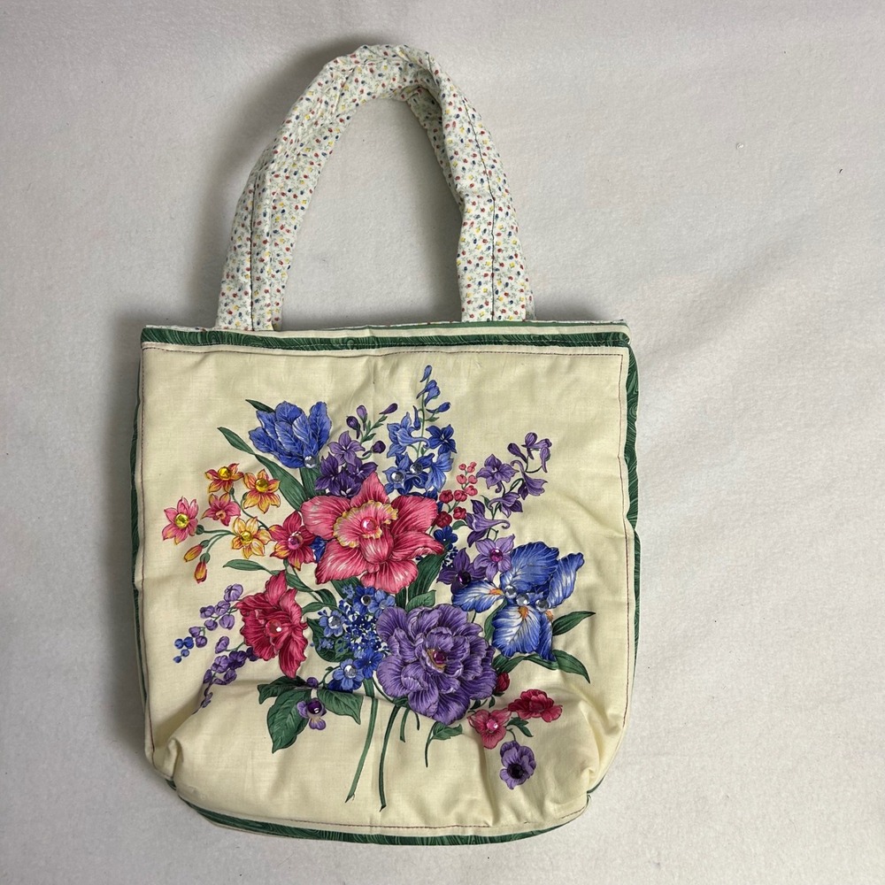 Cottagecore Unbranded Womens Small Cream Floral Quilted Rhinestone Tote Bag